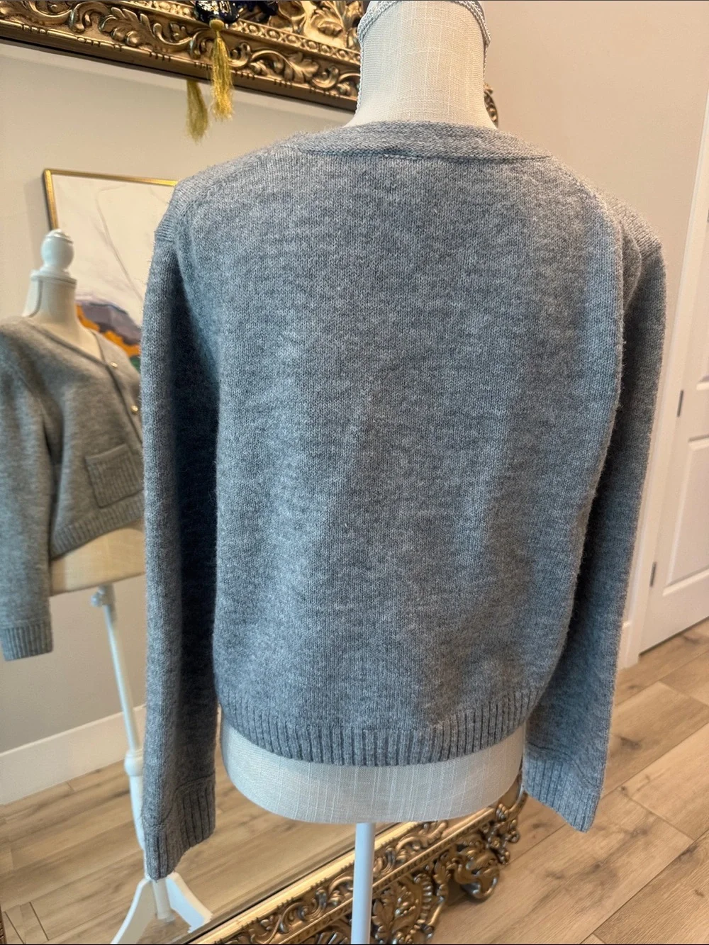 Divided Heather Gray Button-Front V-Neck Cardigan - Picture 3 of 4